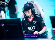 星空体育-Scout回归赛场，回归赛场首场状态亮眼，勇士观众沸腾！的简单介绍