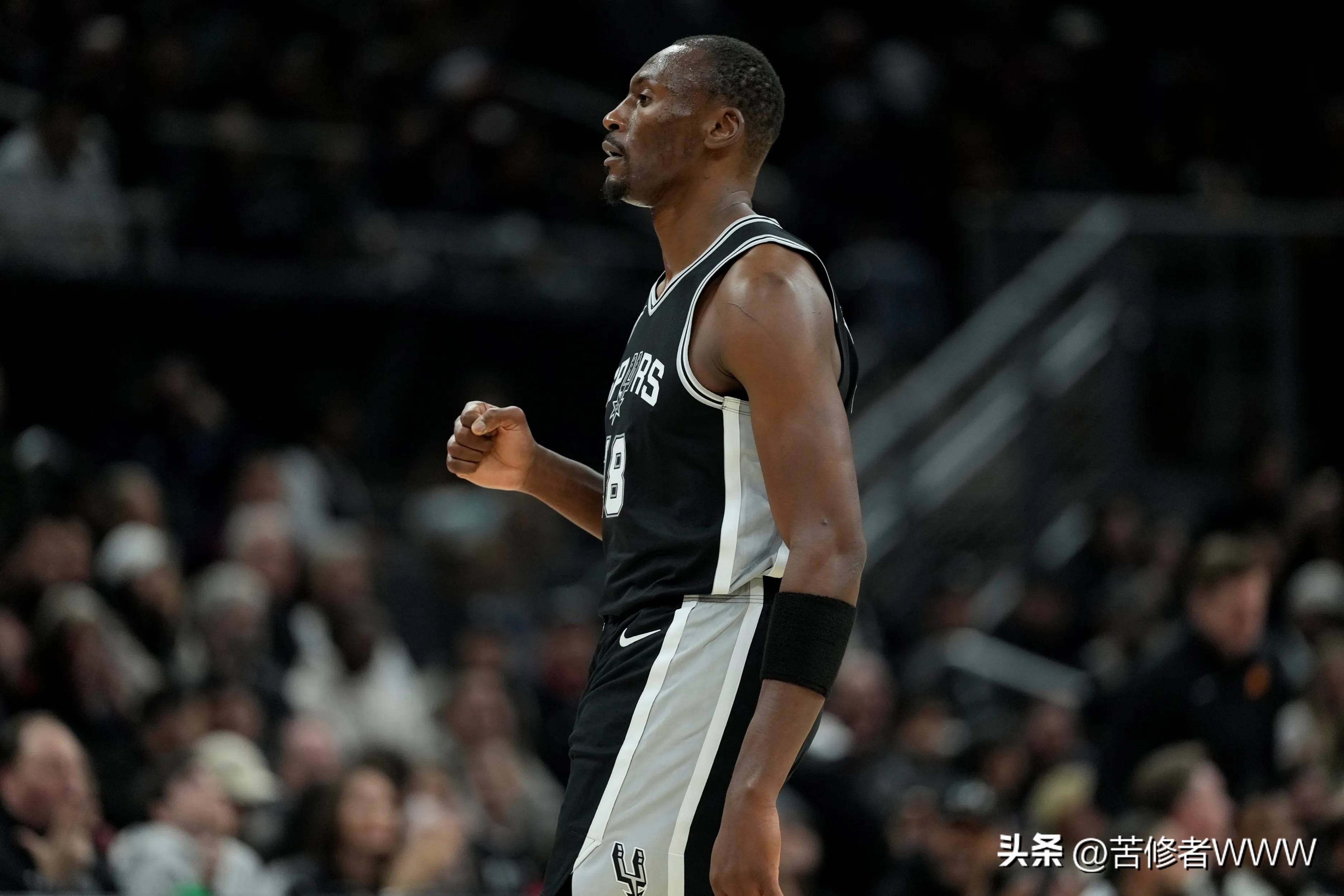 包含NBA季后赛今晨再迎强敌;法兰克福临场应变;主帅态度:底气十足;训练强度明显提升的词条 包含NBA季后赛今晨再迎强敌;法兰克福临场应变;主帅态度:底气十足;训练强度明显提升的词条