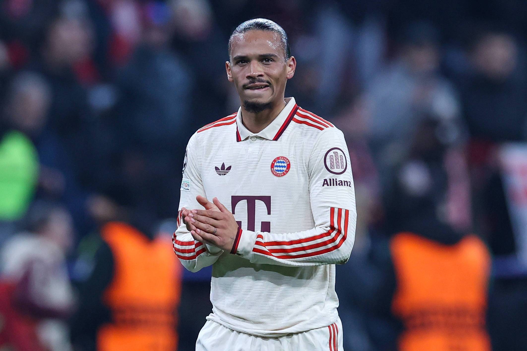 包含欧冠今夜再迎强敌，拜仁慕尼黑再遭质疑，主帅态度——底气十足，控场能力受关注的词条