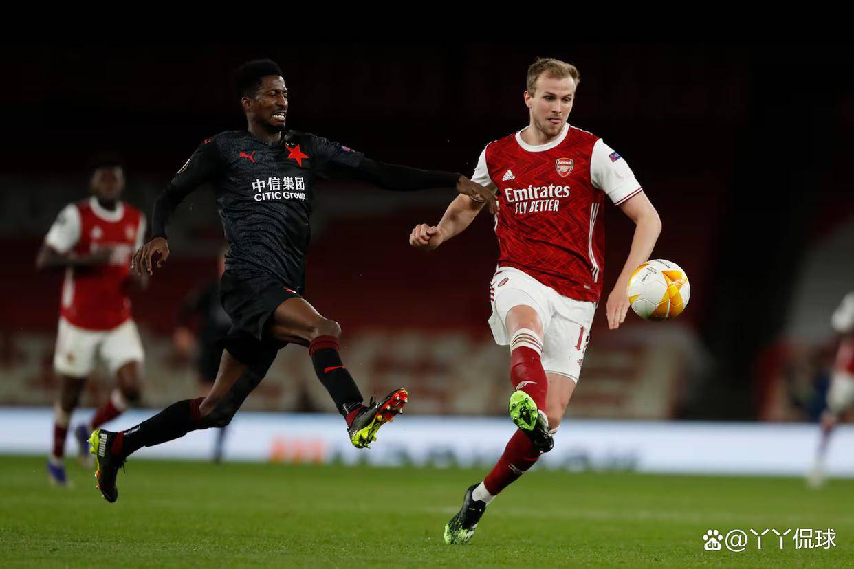 包含欧冠今夜再迎强敌，拜仁慕尼黑再遭质疑，主帅态度——底气十足，控场能力受关注的词条